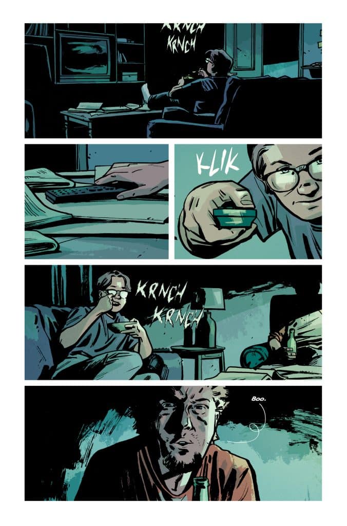 A comic panel depicting a person sitting in a dimly lit living room with a television on, eating snacks and looking surprised while another person, presumably beside them, stares intently. The scene is engaging with sound effects like 'Klik' and 'Krnch' highlighted.
